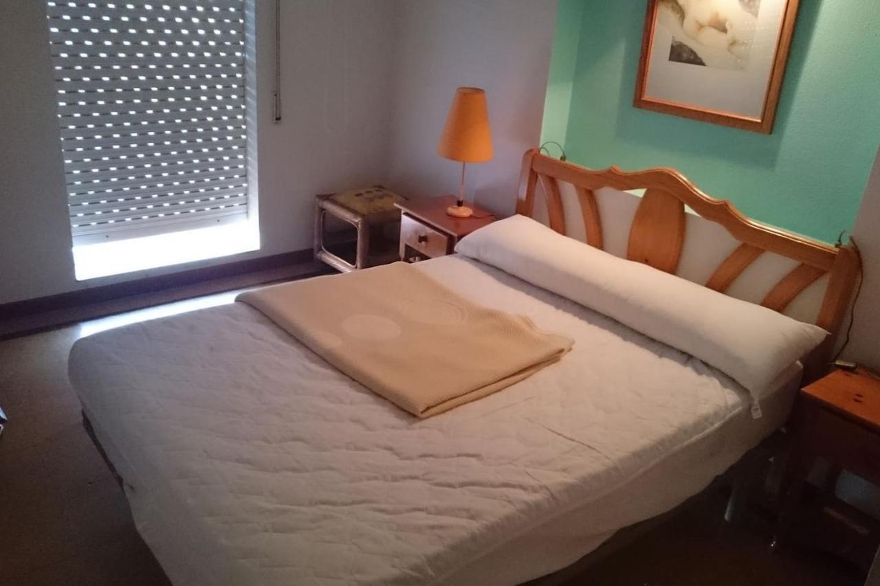 Ferienwohnung Se Alquila Piso Centrico En Sanxenxo C/Garaje Exterior foto